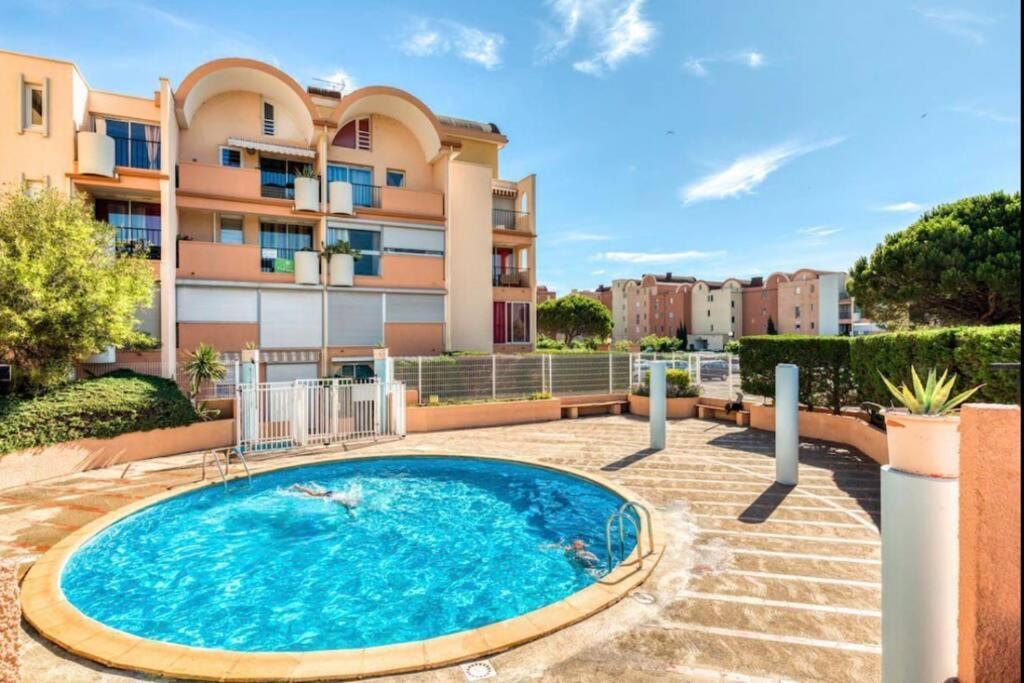 Residence Port Soleil Duplex T3 46 M2 Climatise Gruissan Kültér fotó