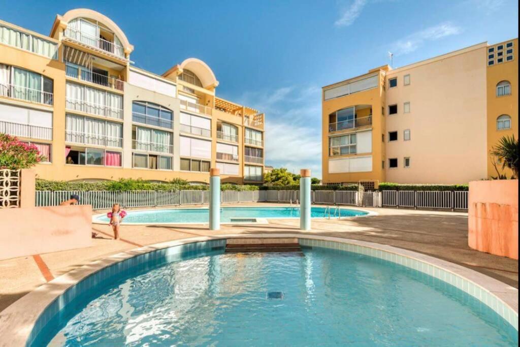 Residence Port Soleil Duplex T3 46 M2 Climatise Gruissan Kültér fotó